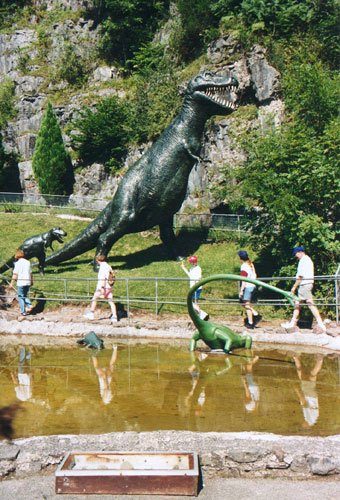 dinozaury mi�so�erne